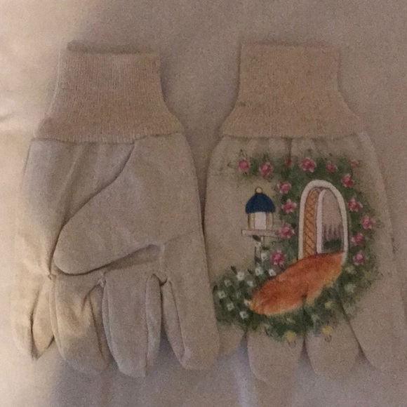 Hand painted - Picture 3 of 4